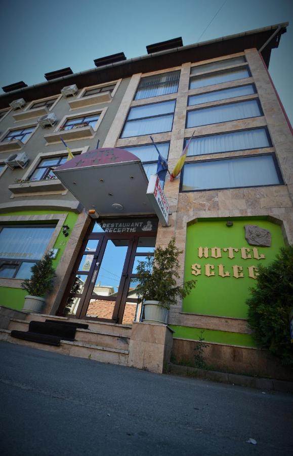 Select Hotel Bistrita  Bagian luar foto